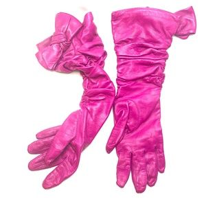 NEW NWT Magenta Coach leather gloves w bow+box sz8